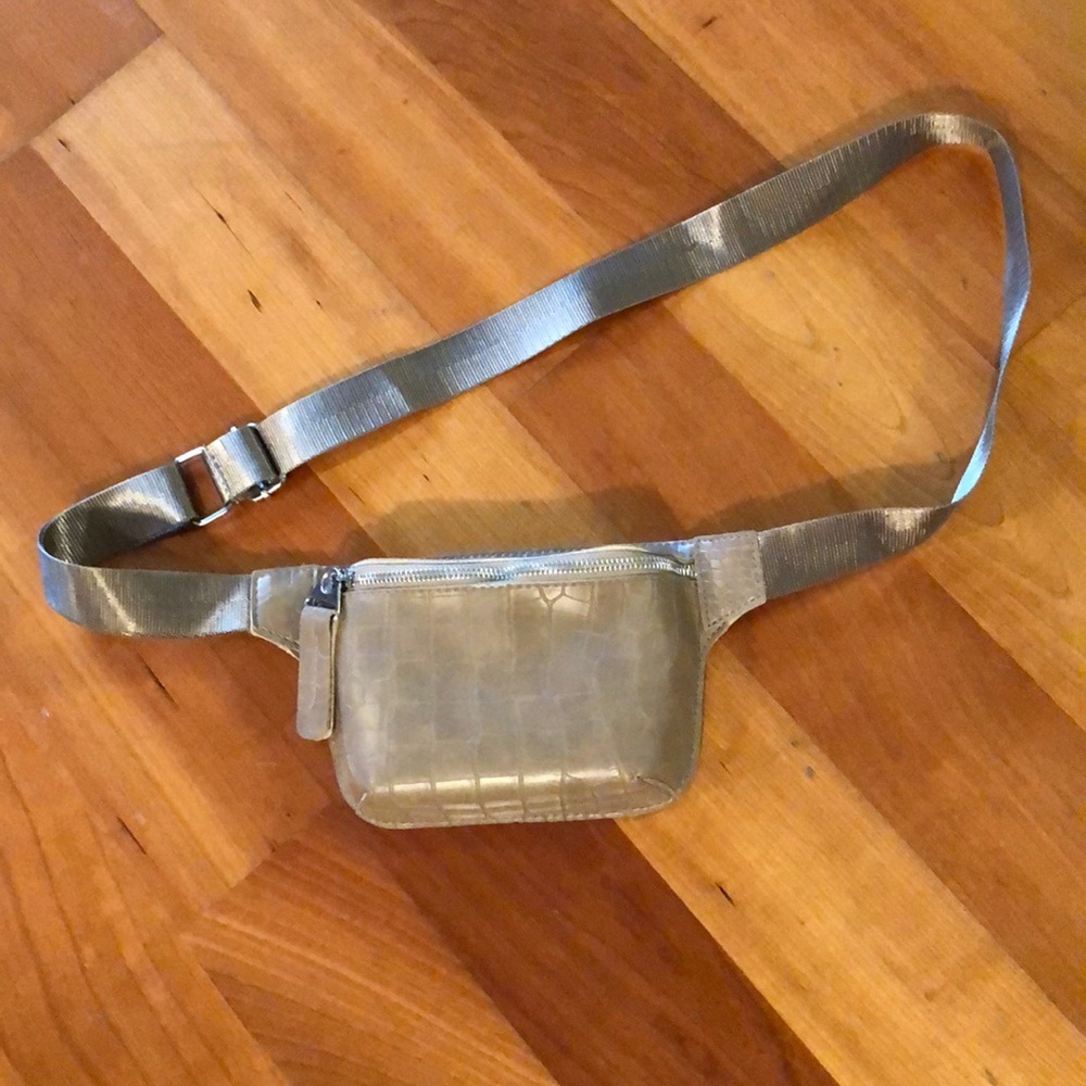 Crossbody Bag/Fanny Pack